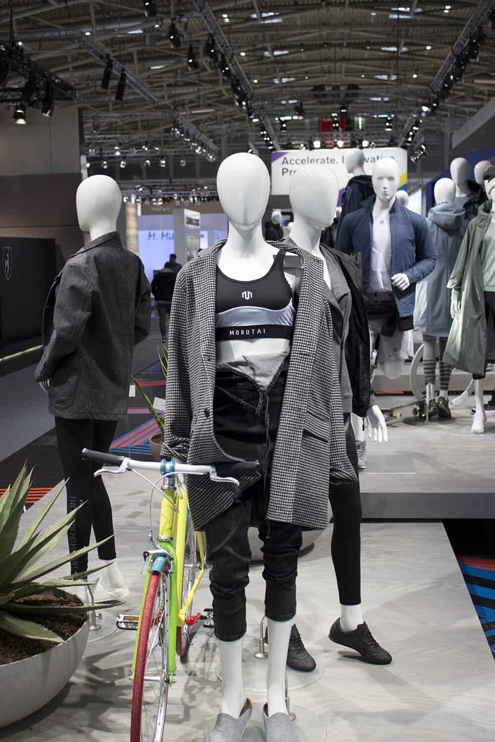 Attraktive Mode- und Lifestyle-Displays für Marken und Einzelhändler.